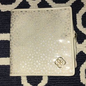 Kendra Scott Travel Case